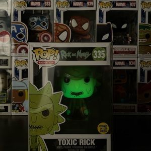 FUNKO POP GLOW IN THE DARK TOXIC RICK 🧪